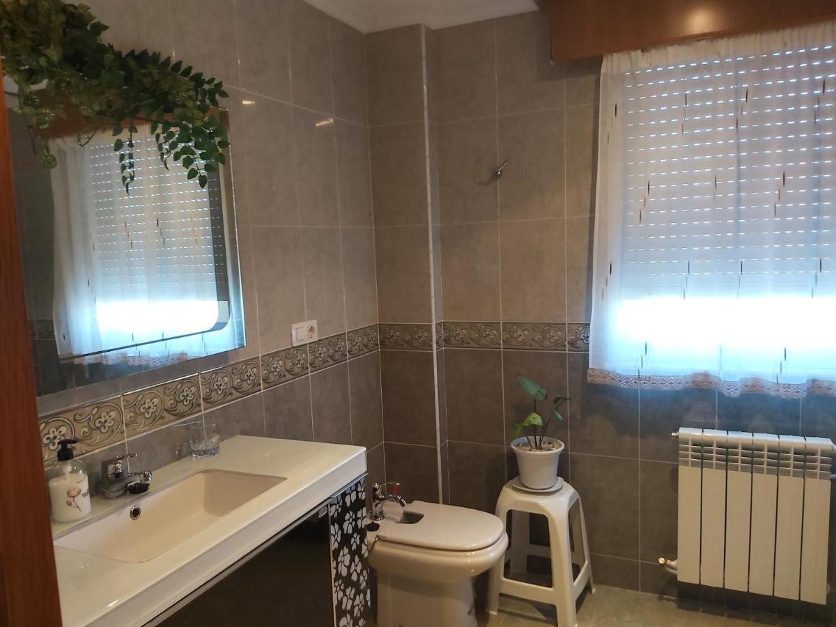 Despertar Con El Sonido De Los Pajaros Villa Мелиде Екстериор снимка