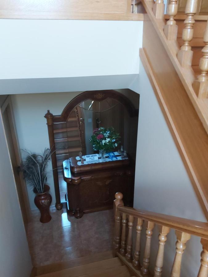 Despertar Con El Sonido De Los Pajaros Villa Мелиде Екстериор снимка