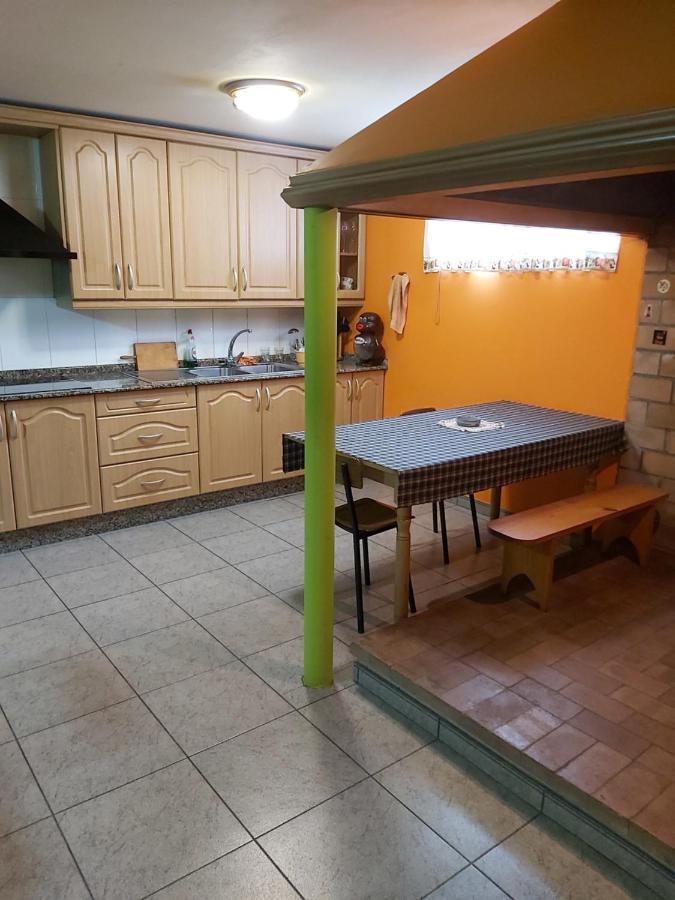 Despertar Con El Sonido De Los Pajaros Villa Мелиде Екстериор снимка